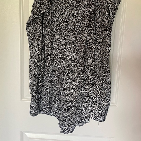 Shein Black & White Romper - Picture 3 of 3